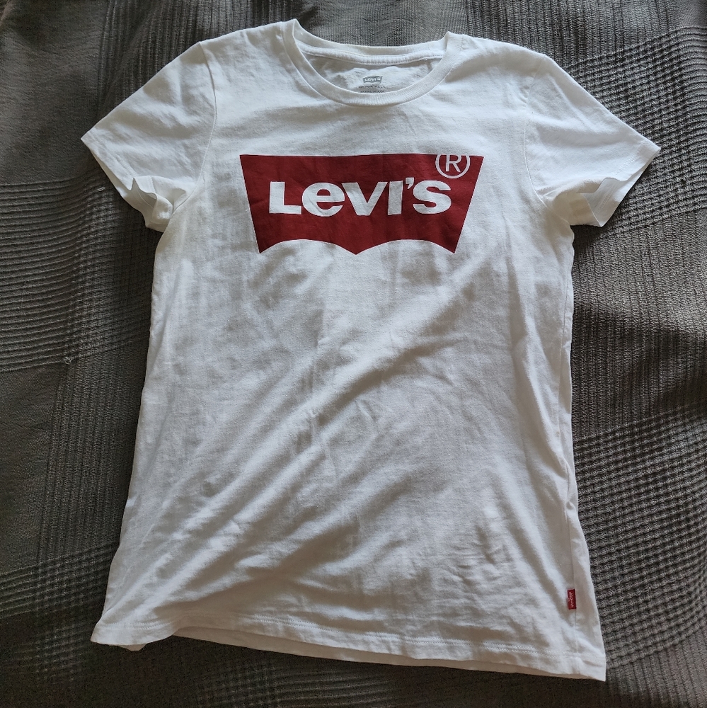 Levi's logo white t-shirt